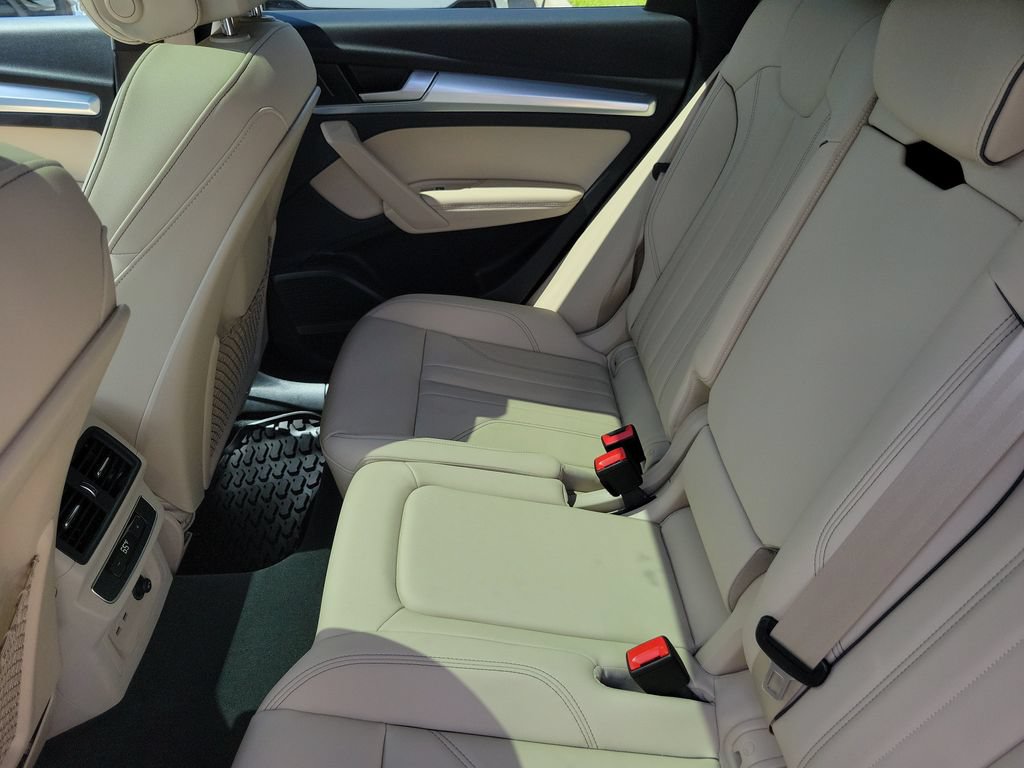 Certified 2025 Audi Q5 2.0T Premium Plus AWD/4WD image 26