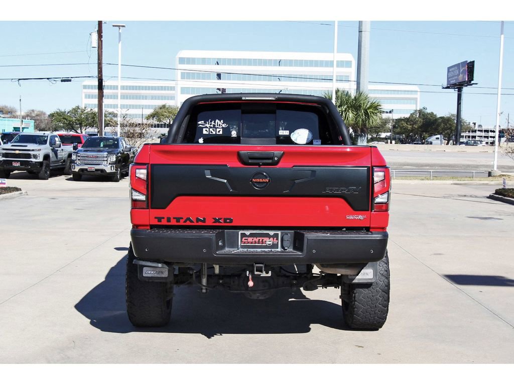 Used 2020 Nissan Titan PRO-4X image 5
