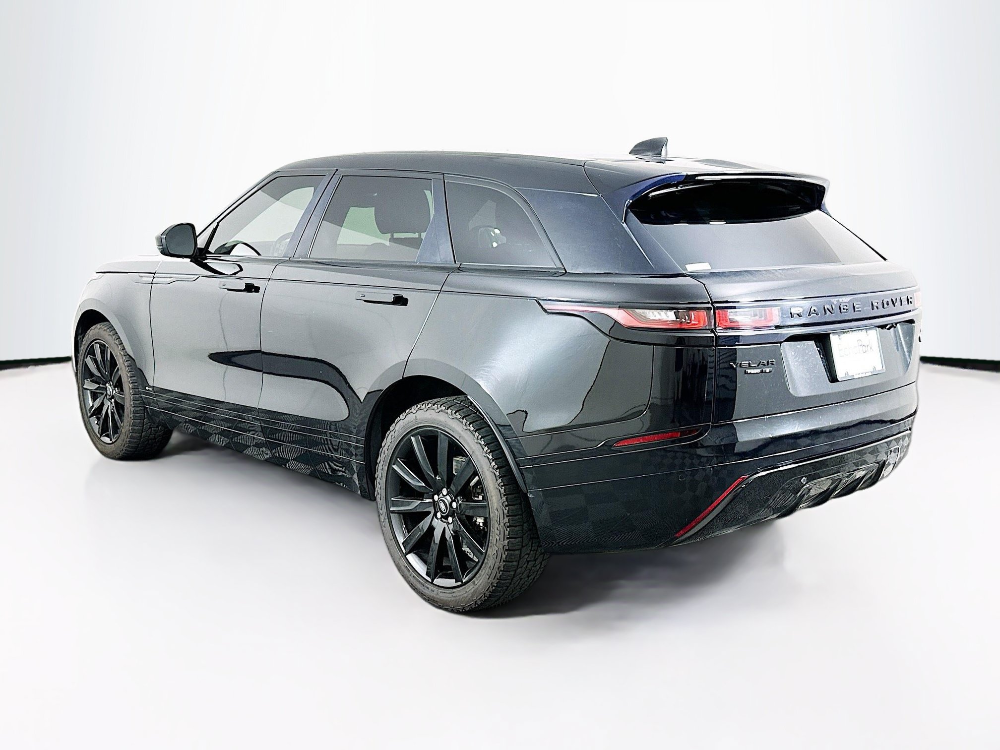 Used 2020 Land Rover Range Rover Velar R-Dynamic S AWD/4WD image 5