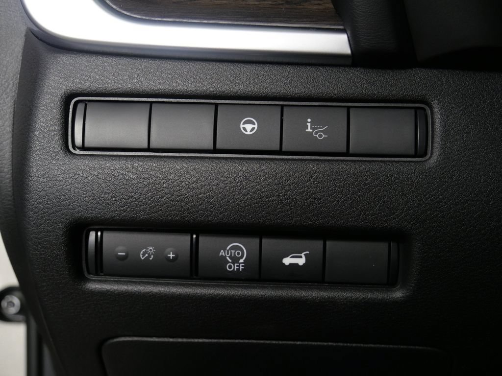 Used 2026 Nissan Rogue Platinum w/ Platinum Premium Package AWD/4WD image 22