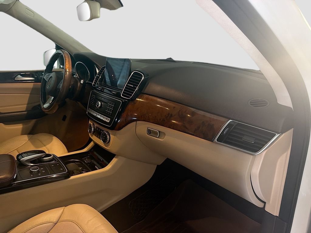 Used 2017 Mercedes-Benz GLE 350 4MATIC image 33