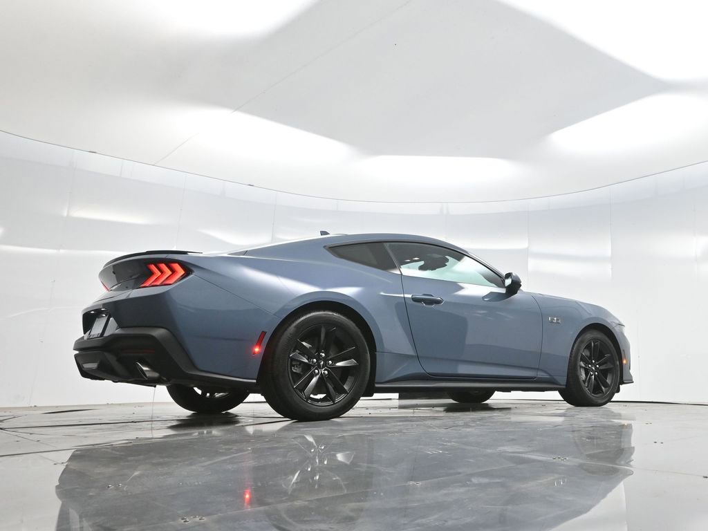 Used 2025 Ford Mustang GT RWD image 50