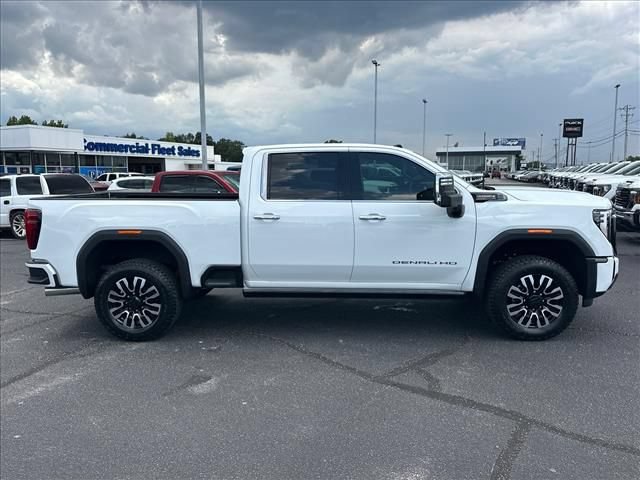 New 2026 GMC Sierra 2500 Denali Ultimate AWD/4WD image 14