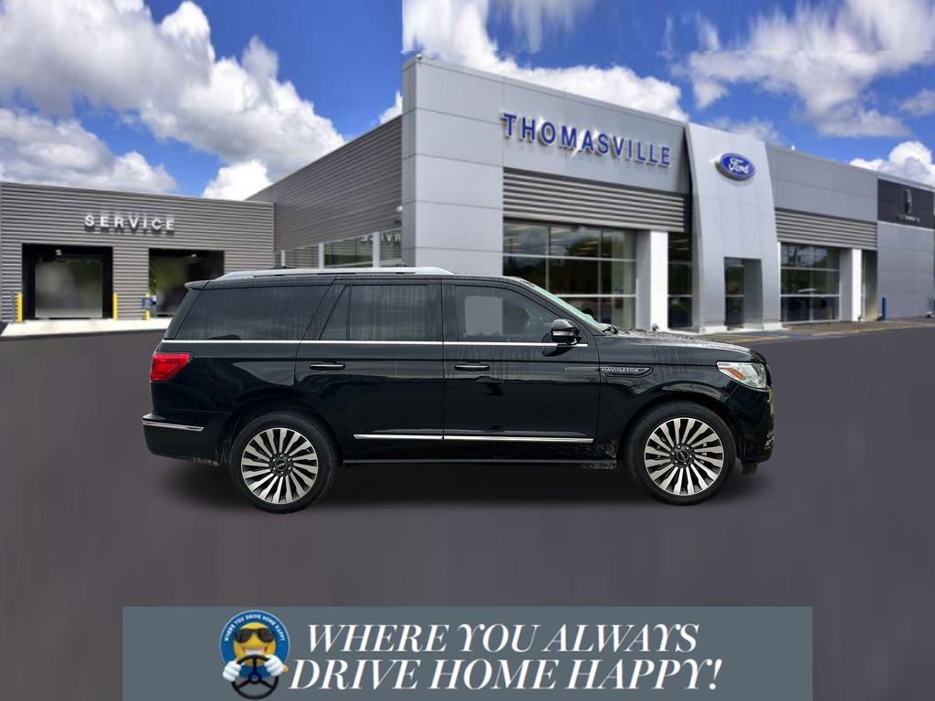 Used 2021 Lincoln Navigator Reserve image 2