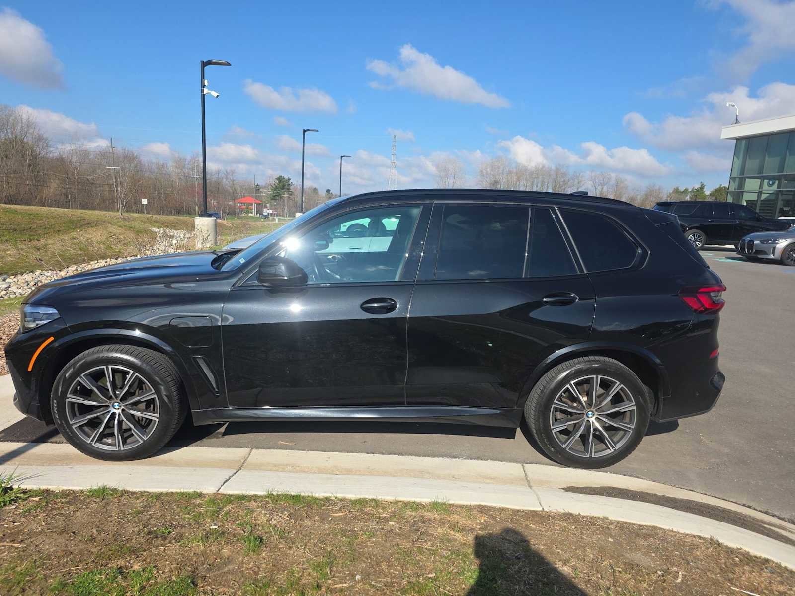 Used 2021 BMW X5 xDrive45e w/ M Sport Package image 7