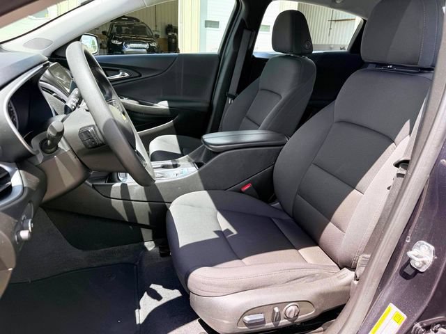 Used 2023 Chevrolet Malibu LT FWD image 18