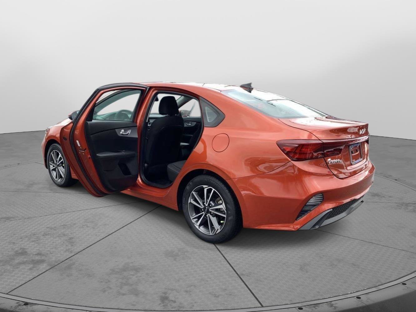 Used 2023 Kia Forte LXS w/ LXS Technology Package image 35