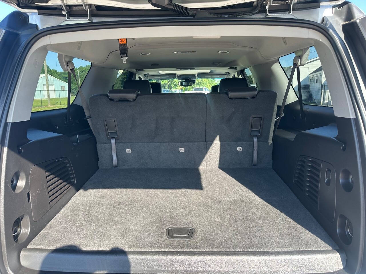 Used 2018 Chevrolet Suburban LT AWD/4WD image 7