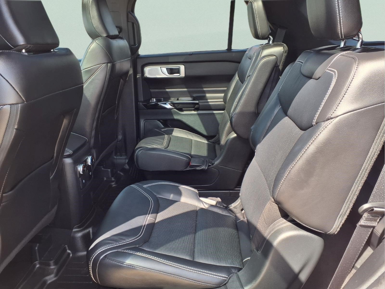 Used 2023 Ford Explorer ST w/ Equipment Group 401A AWD/4WD image 11