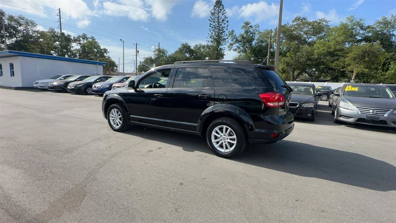 Used 2015 Dodge Journey SXT w/ Flexible Seating Group FWD image 13