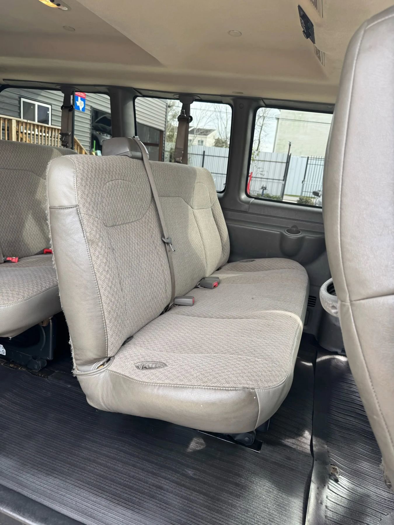 Used 2017 Chevrolet Express 2500 LS image 29