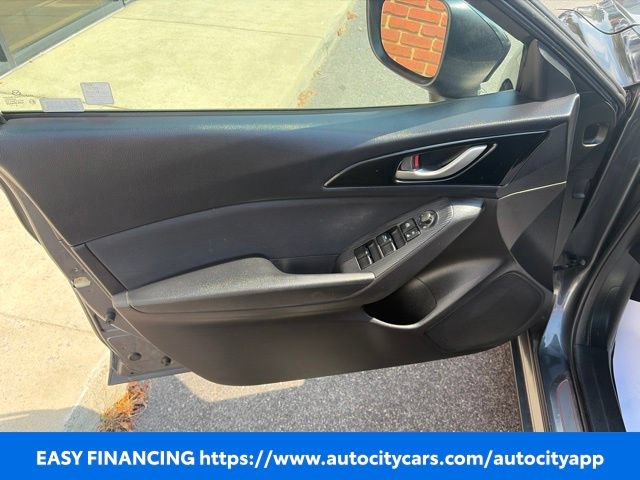 Used 2015 MAZDA MAZDA3 i Touring FWD image 5