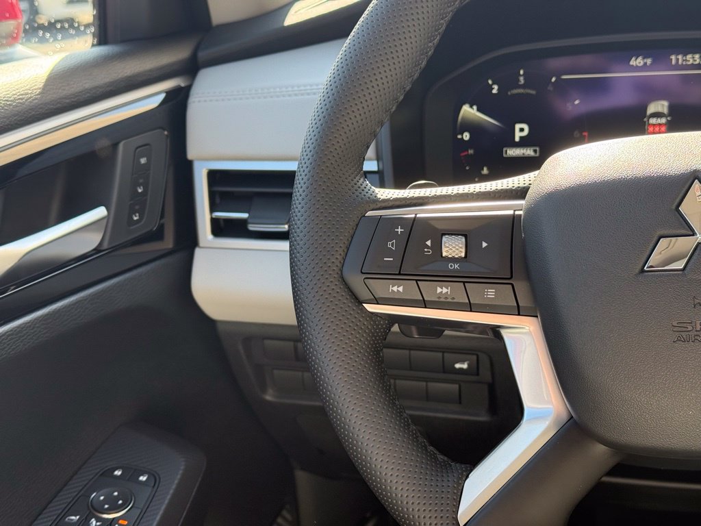 New 2026 Mitsubishi Outlander SEL AWD/4WD image 10