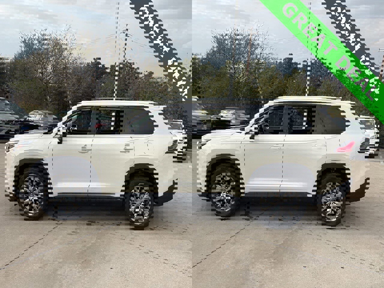 Used 2024 Toyota Grand Highlander Limited image 8