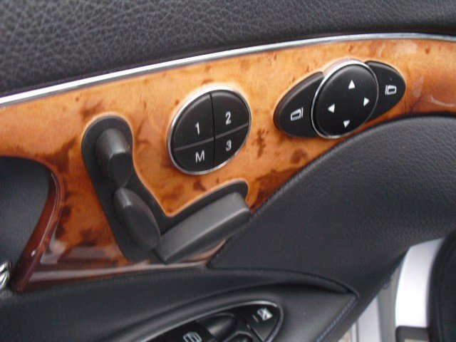 Used 2006 Mercedes-Benz E 350 Sedan image 13