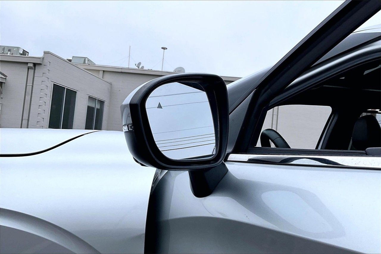 Used 2022 Mitsubishi Outlander SEL image 29