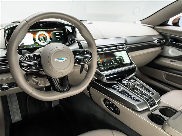 New 2026 Aston Martin Vanquish RWD image 3
