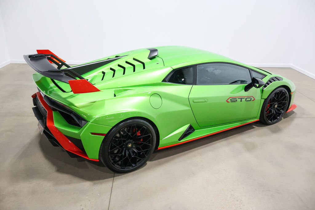 Used 2022 Lamborghini Huracan STO image 49