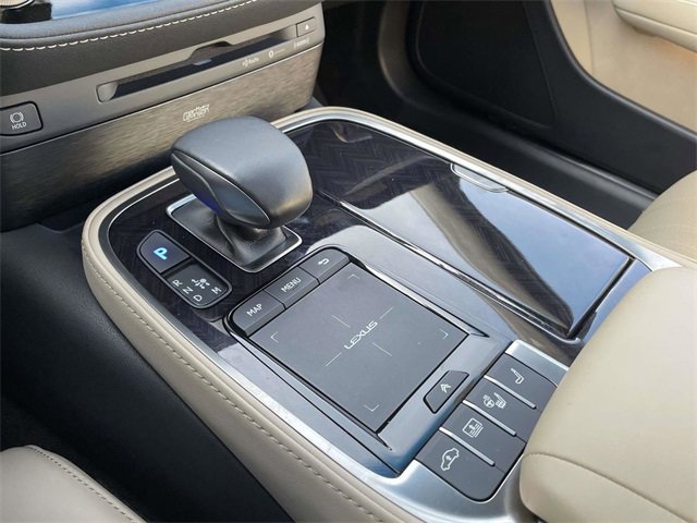 Used 2022 Lexus LS 500 image 32