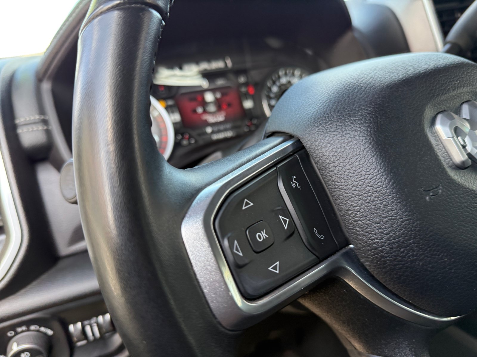 Used 2024 RAM 2500 Laramie w/ Night Edition AWD/4WD image 15