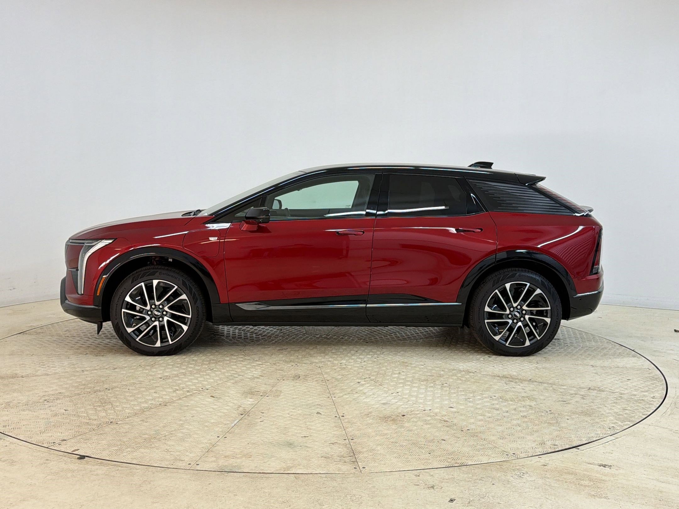 New 2026 Cadillac Optiq Sport 1 RWD image 2