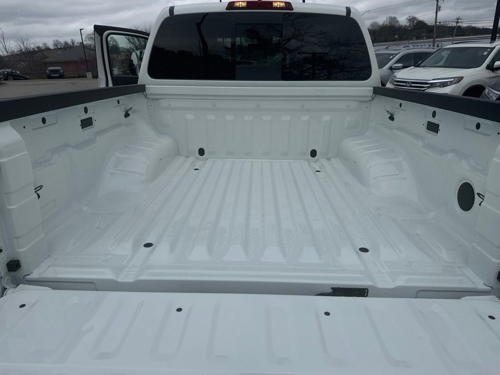 New 2026 Nissan Frontier 4x4 Crew Cab image 21
