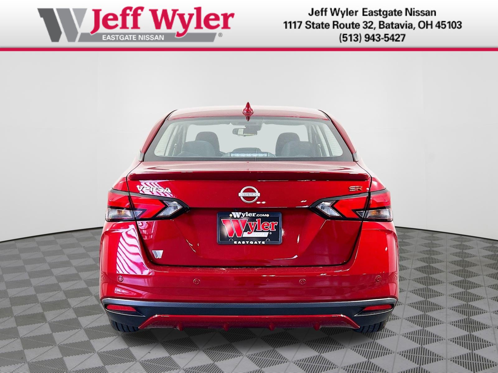 New 2025 Nissan Versa SR w/ Trunk Package FWD image 26