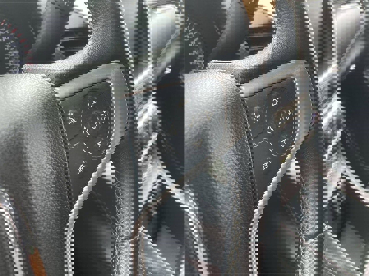 Used 2015 GMC Yukon SLE w/ Convenience Package image 22