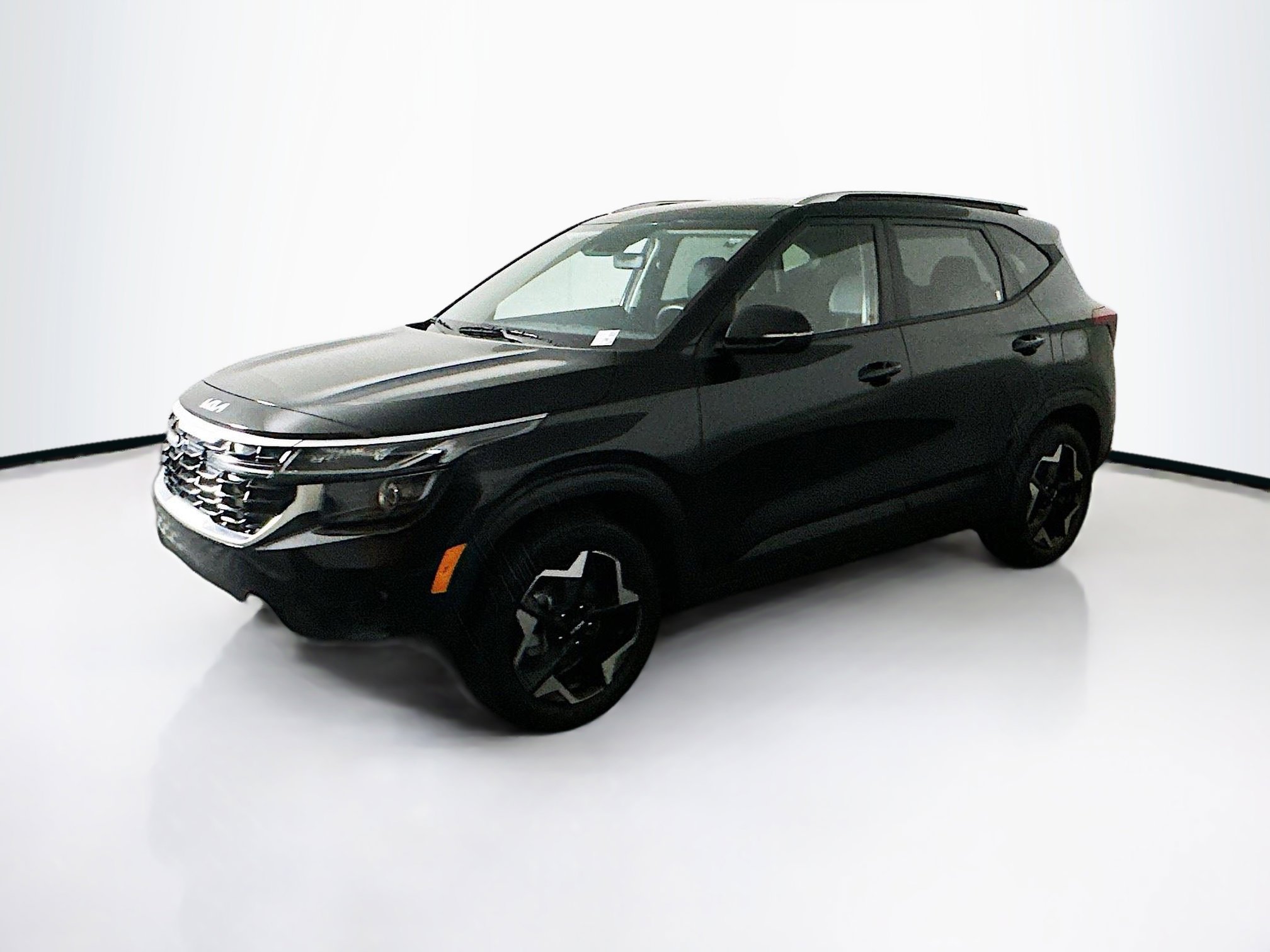 Used 2025 Kia Seltos S image 4