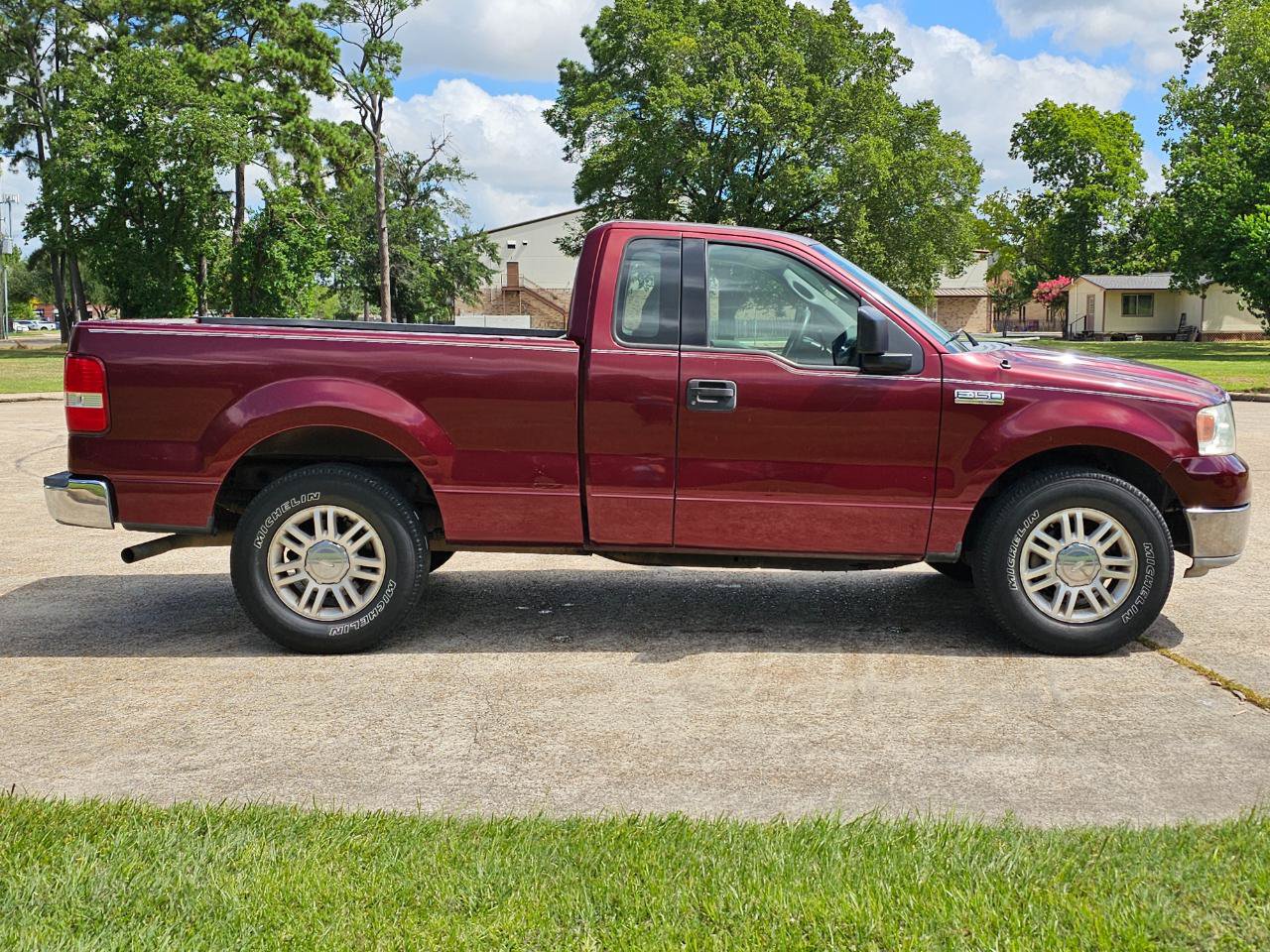 Used 2004 Ford F150 XLT RWD image 5
