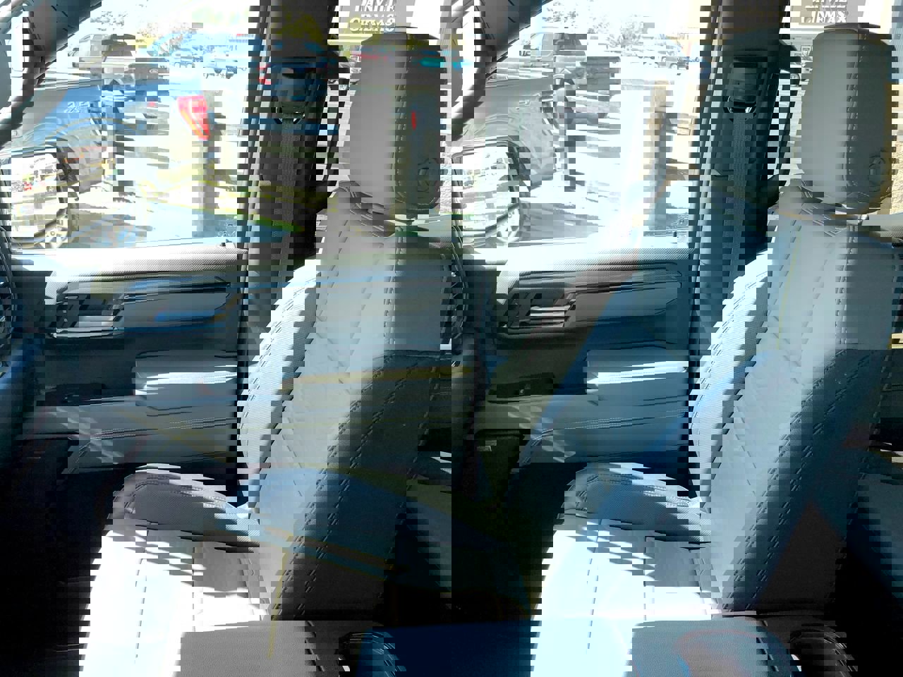 Used 2022 Chevrolet Silverado 1500 ZR2 image 23