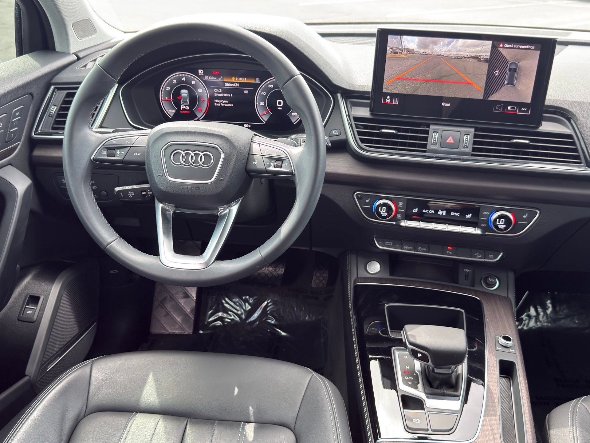 Used 2023 Audi Q5 2.0T Premium Plus w/ Premium Plus Package AWD/4WD image 24