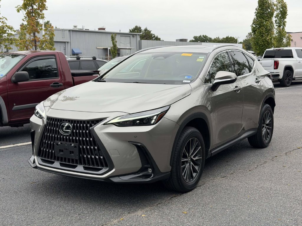 Used 2024 Lexus NX 350h AWD image 4