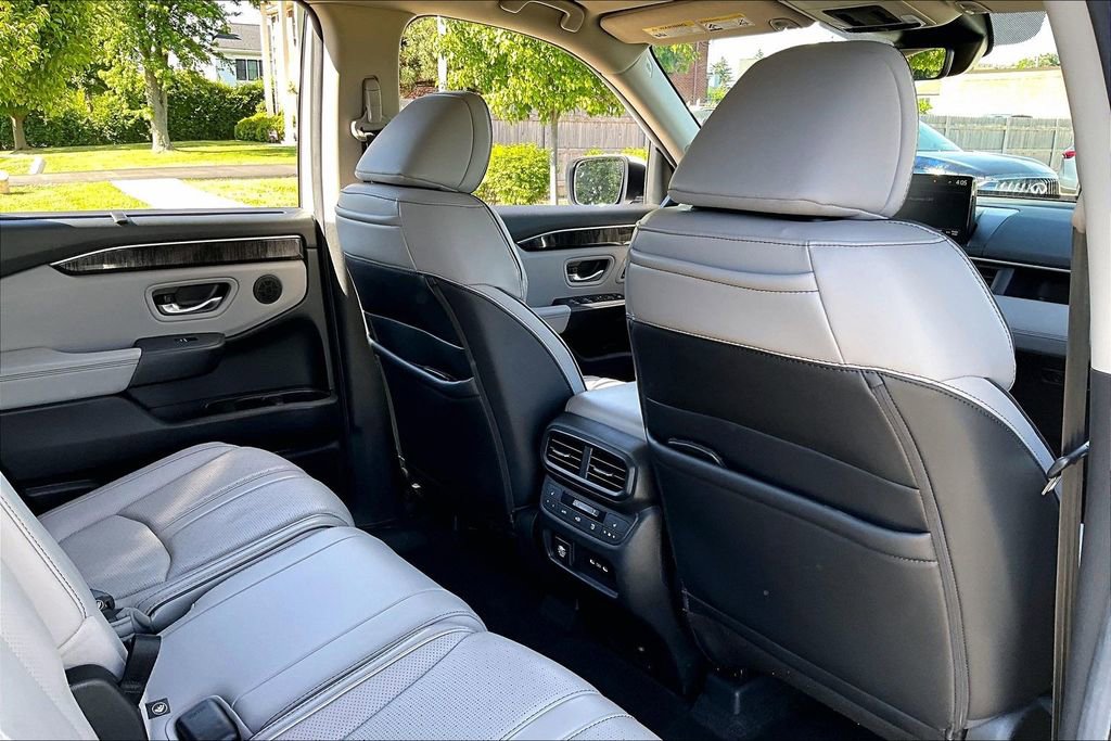 Used 2024 Honda Pilot Elite image 29