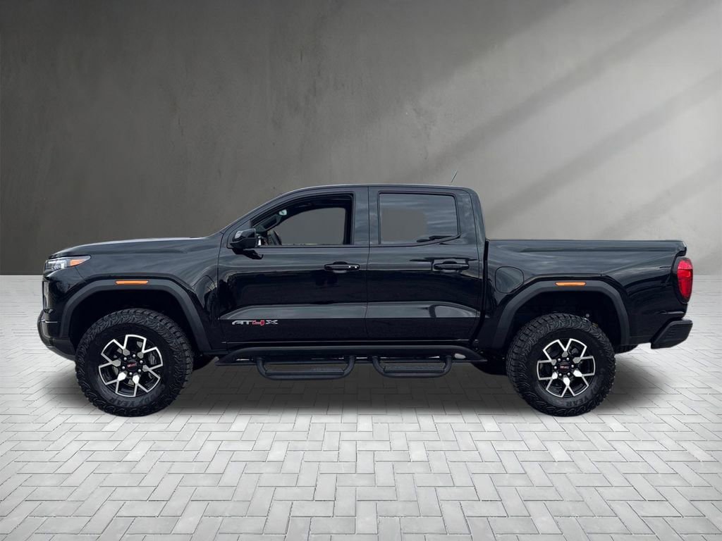 New 2026 GMC Canyon AT4X image 2