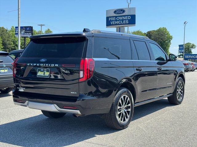 Used 2025 Ford Expedition Max Platinum AWD/4WD image 3
