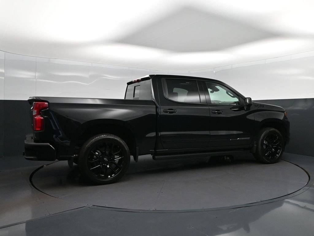 New 2026 Chevrolet Silverado 1500 High Country w/ High Country Premium Package AWD/4WD image 8