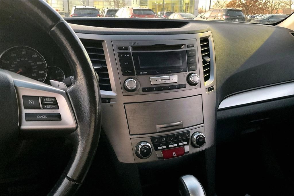 Used 2013 Subaru Outback 2.5i Premium image 6