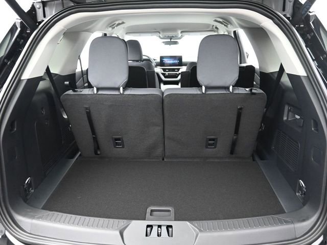 New 2026 Ford Explorer Active image 24