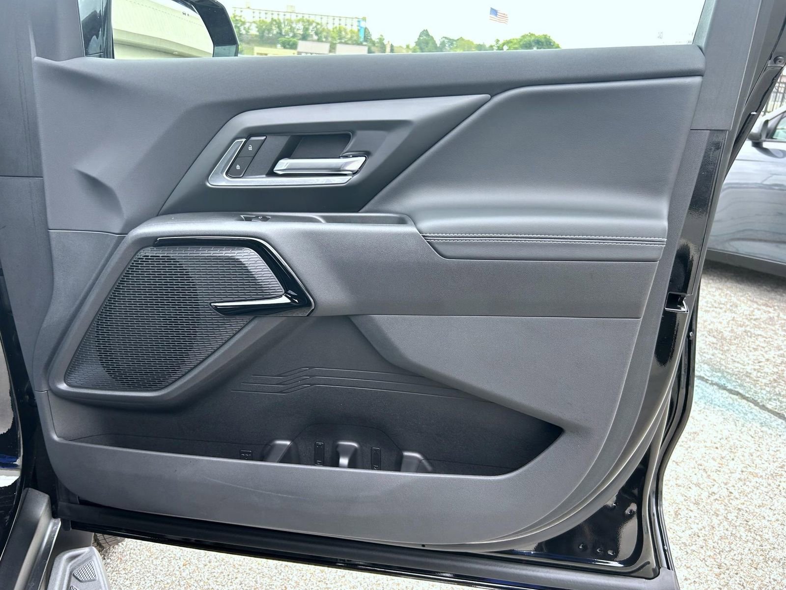 New 2026 Chevrolet Silverado EV LT image 17