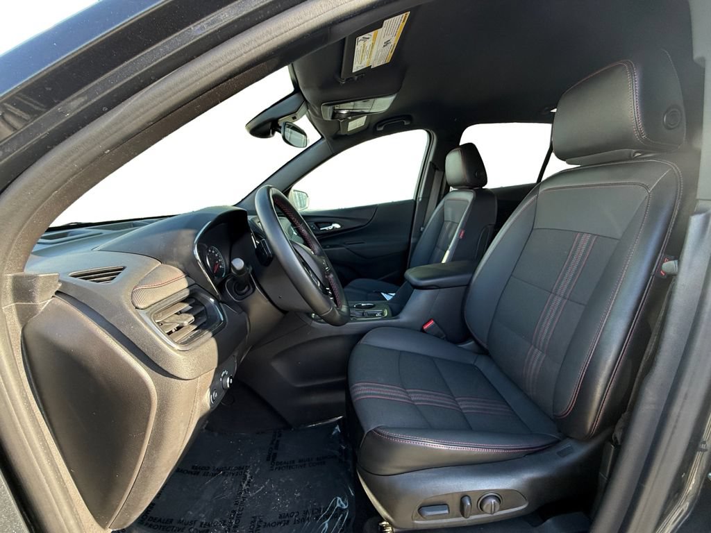 Used 2023 Chevrolet Equinox RS AWD/4WD image 9