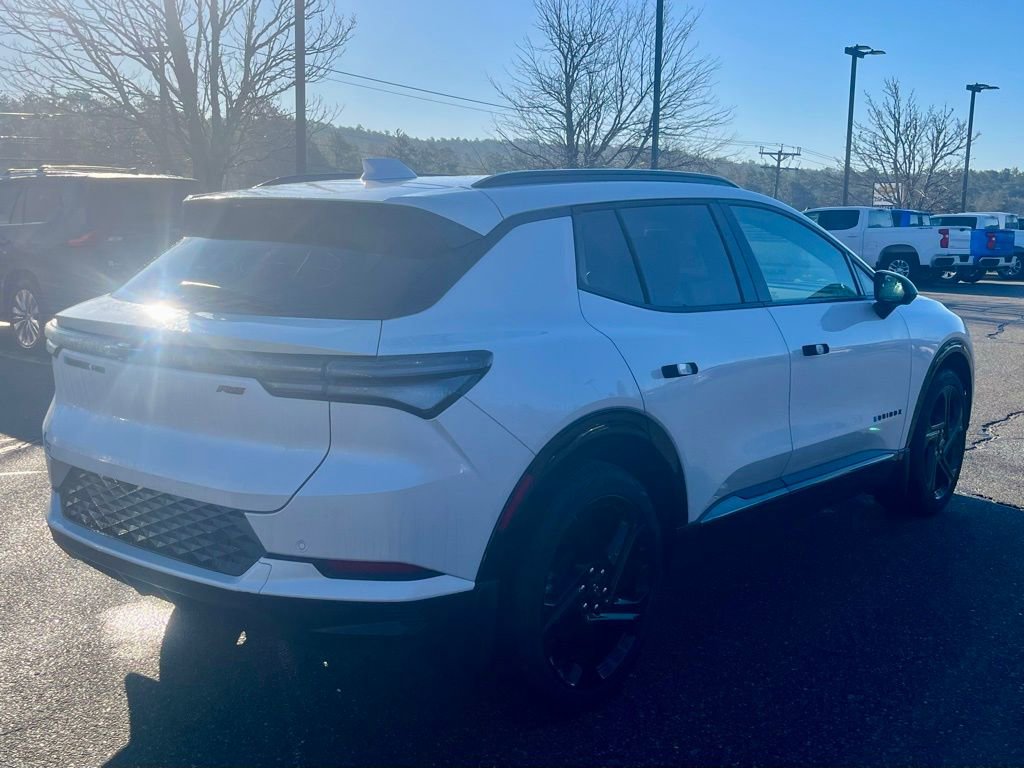 New 2025 Chevrolet Equinox EV RS w/ Active Safety Package 3 AWD/4WD image 6