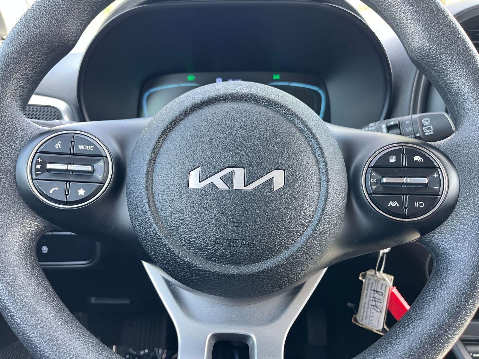 Used 2025 Kia Soul LX w/ LX Technology Package image 25