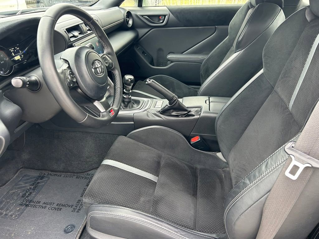 Certified 2023 Toyota GR86 Premium image 11
