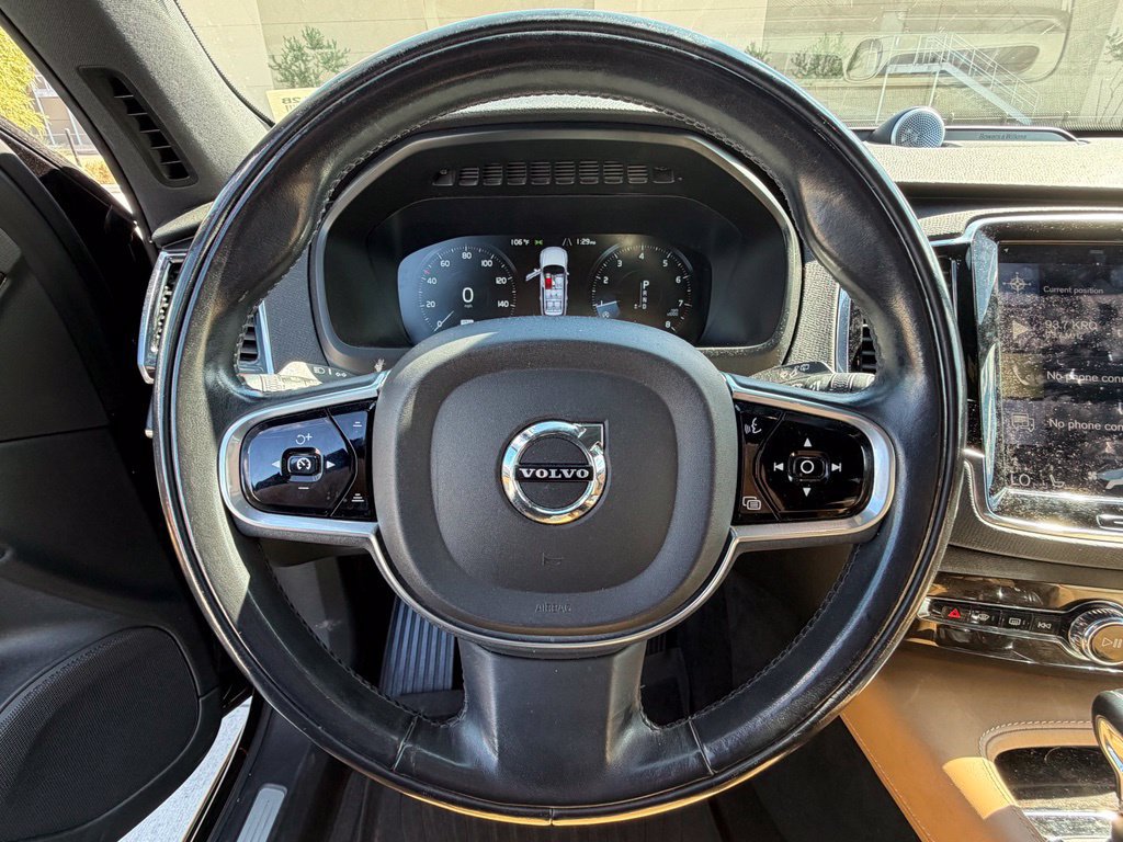 Used 2017 Volvo XC90 T6 Momentum w/ Vision Package AWD/4WD image 14