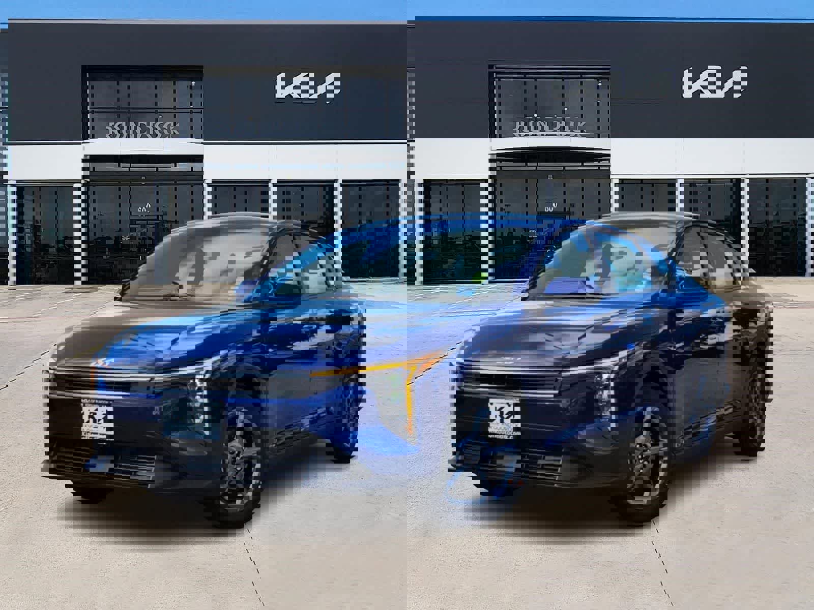 Certified 2025 Kia K4 LXS image 1