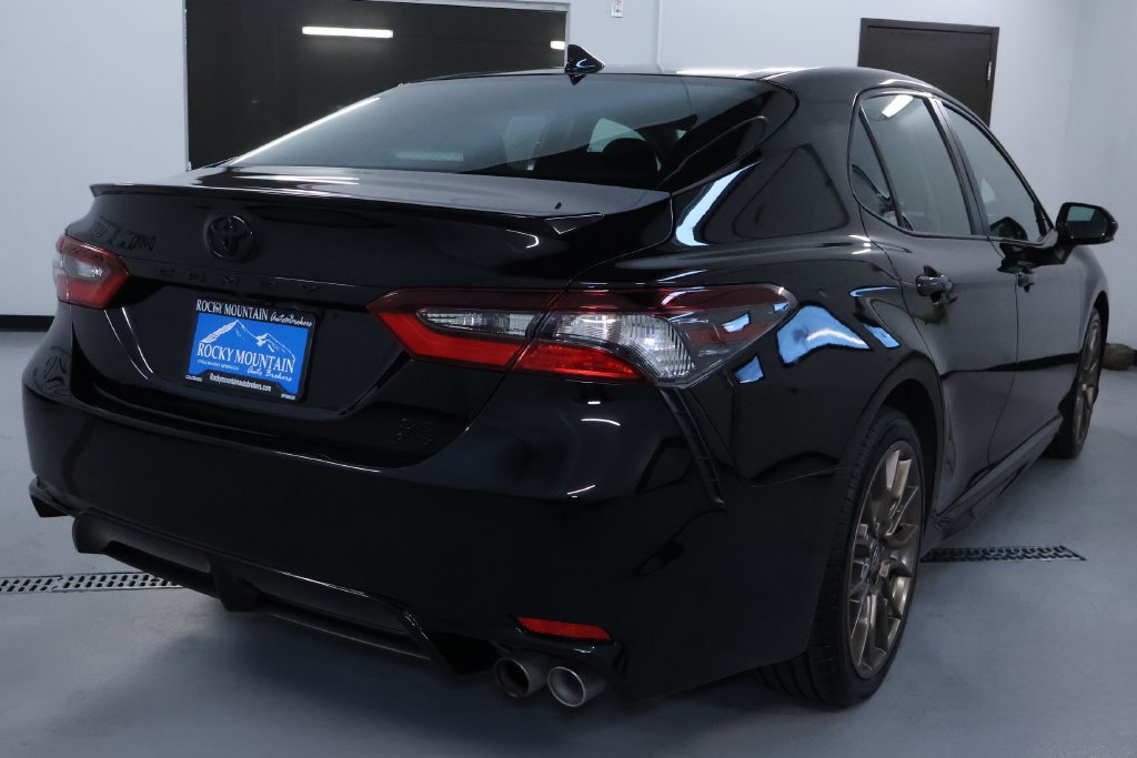 Used 2024 Toyota Camry SE AWD/4WD image 7