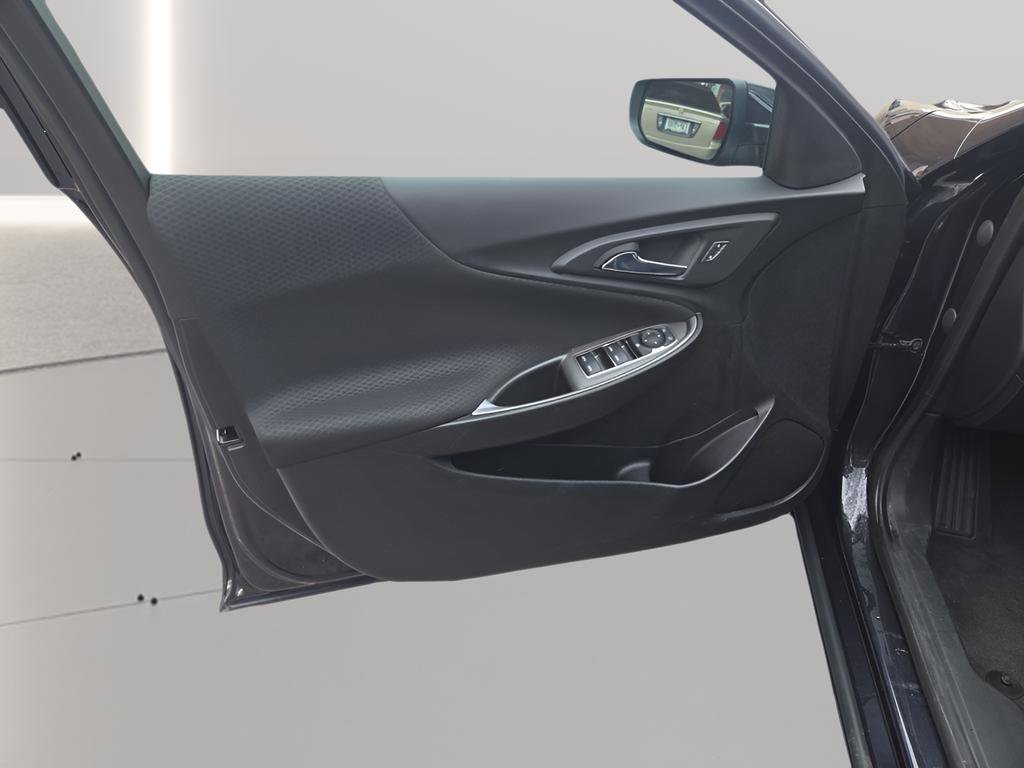Used 2022 Chevrolet Malibu LT image 18