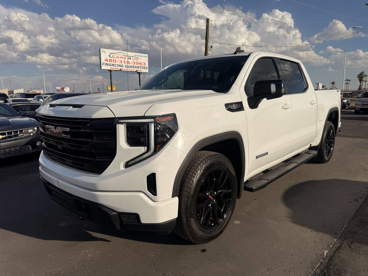 Used 2023 GMC Sierra 1500 Elevation w/ Elevation Premium Package image 5