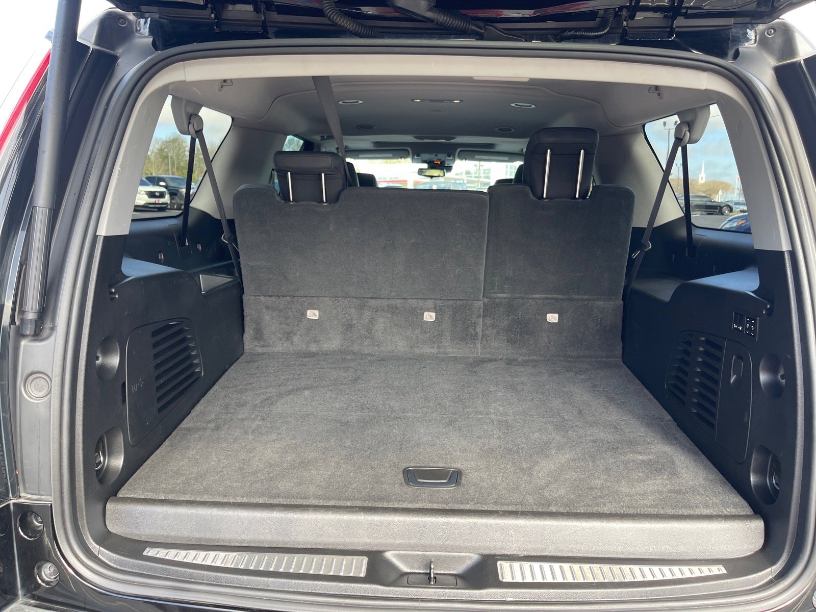 Used 2020 Cadillac Escalade ESV Luxury image 16